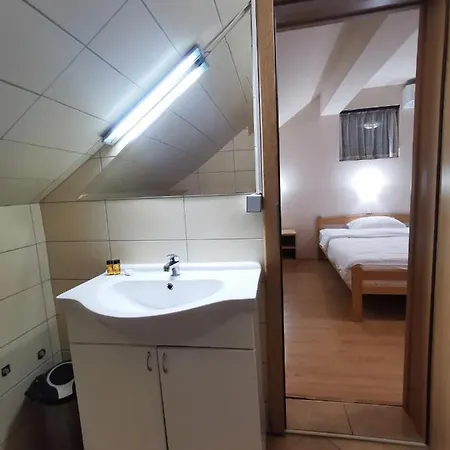 Imperija Guest house Ub